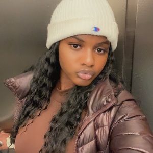 Meet your Posher, Riat